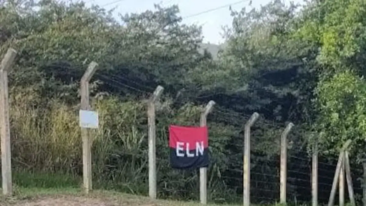 Muestran un dispositivo de seguridad fuerte con el ejército después de que aparece la bandera de Eln en la reconocida subestación de energía pedecueña

 – Desde dentro