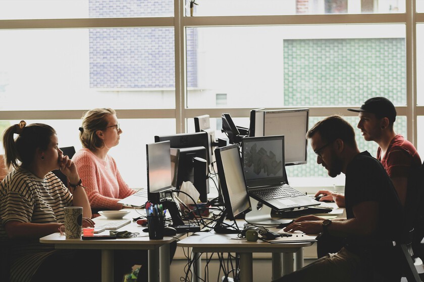 Todos dicen un futuro diferente y parece que todos sean

 – Desde dentro