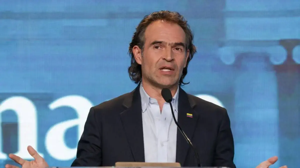 El alcalde de Medellín, Federico Gutiérrez, se pronuncia después de un ataque a la Torre de Energía EPM en Loma del Indio: «Terrorista de ACT»

 – Desde dentro
