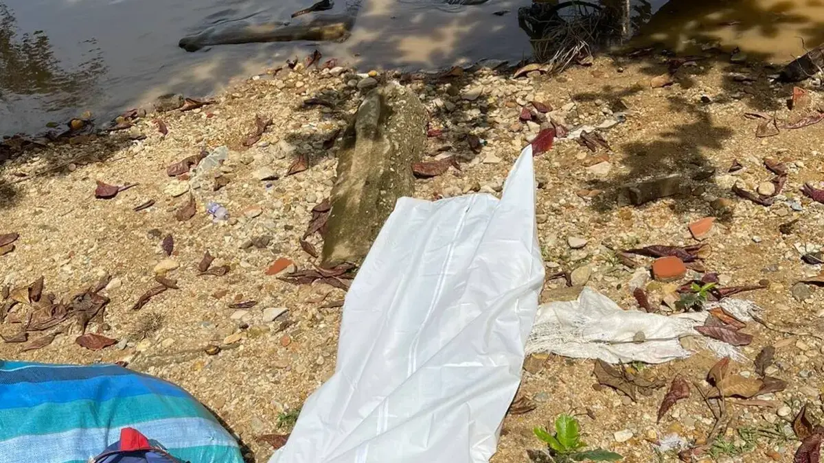 Un hombre estaba fragmentado en Tarso y su cuerpo permaneció en bolsas negras.

 – Desde dentro