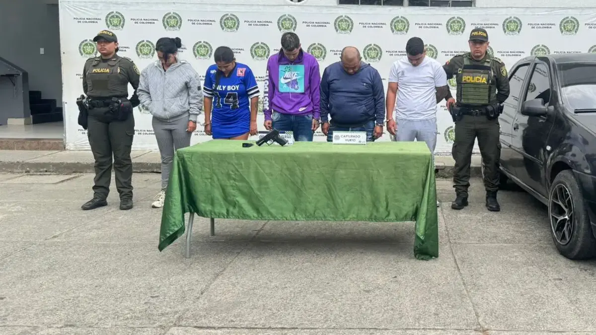 Crimen en Tuluá

 – Desde dentro