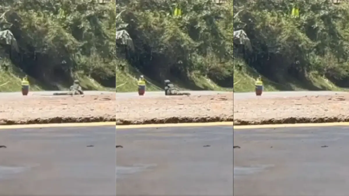 Acción heroica de un soldado del Ejército Nacional, que verificó el posible dispositivo explosivo de los disidentes en la Academia de Ciencias de Polaco

 – Desde dentro