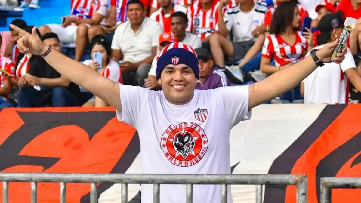 Young asesinó a cuatro tiros en Ciudadeli el 20 de julio, parecería amenazado en el folleto «limpieza social»

 – Desde dentro