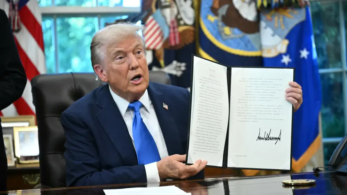 El golpe de New Trump a las visas

 – Desde dentro