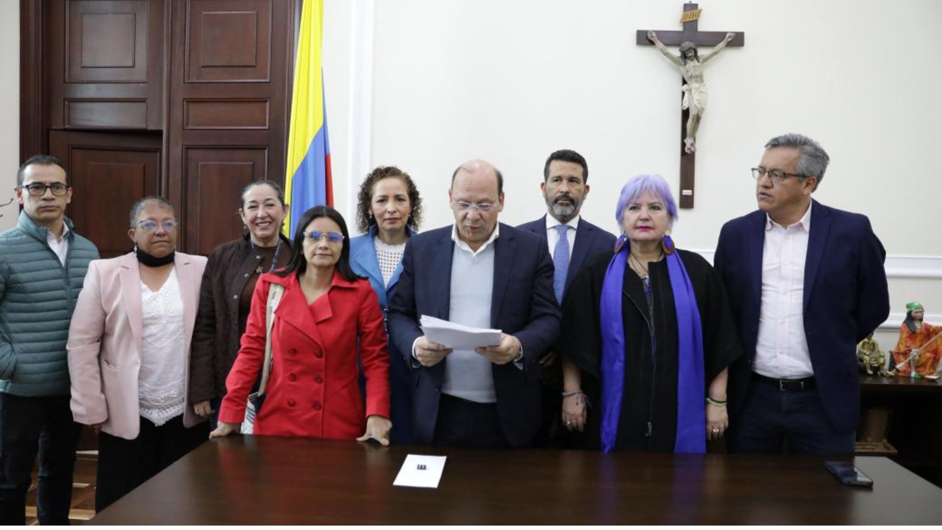 El gobierno nacional se encuentra un nuevo proyecto de reforma fiscal

 – Desde dentro