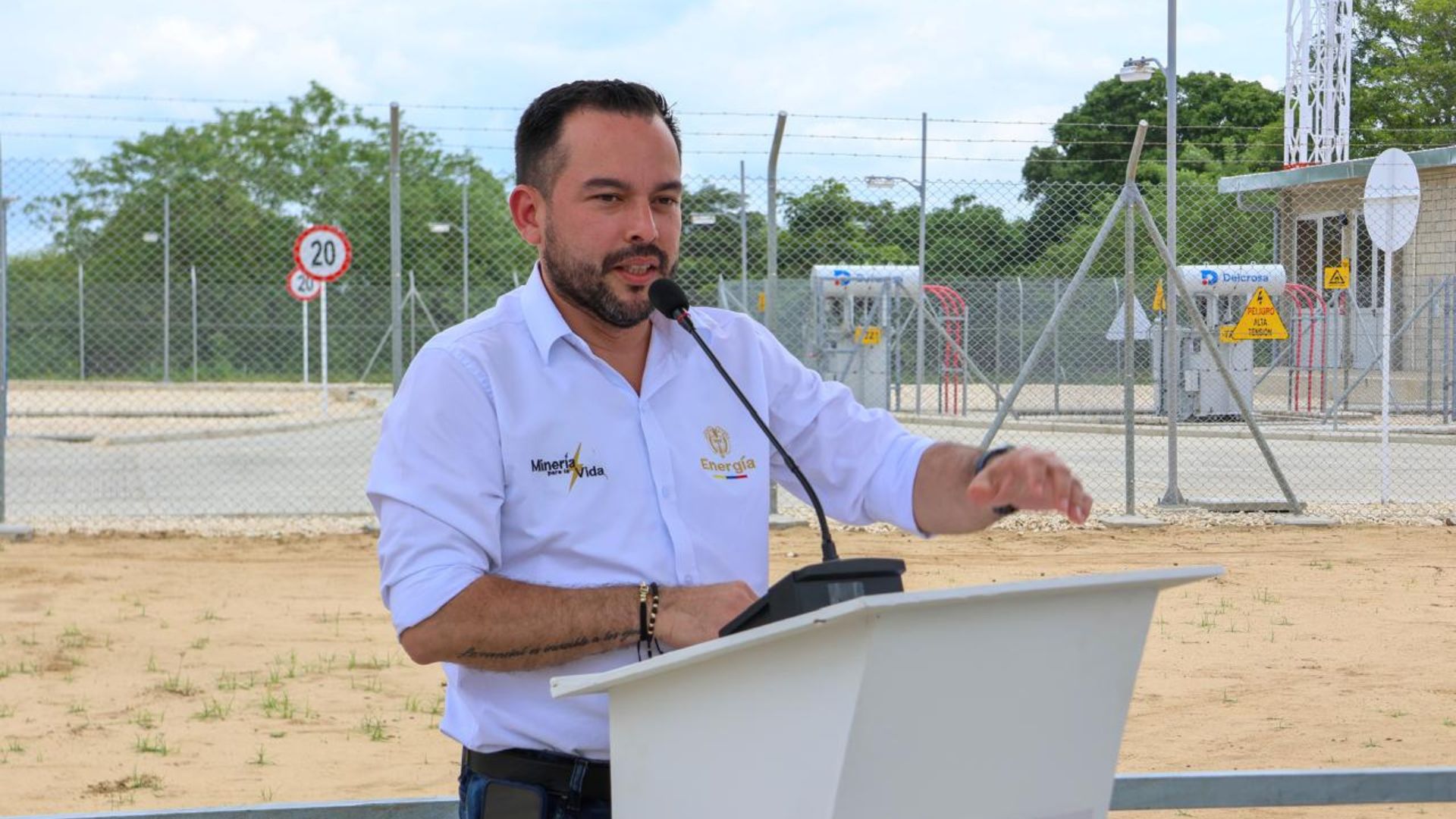 Edwin Palma tira con urgencia invitada a ahorrar Air-E

 – Desde dentro
