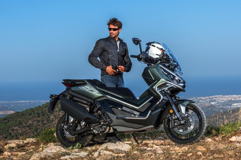 Scooter, chino y de apellido “ADV”. El Zontes 368G está arrasando el mercado español con razón

 – Desde dentro