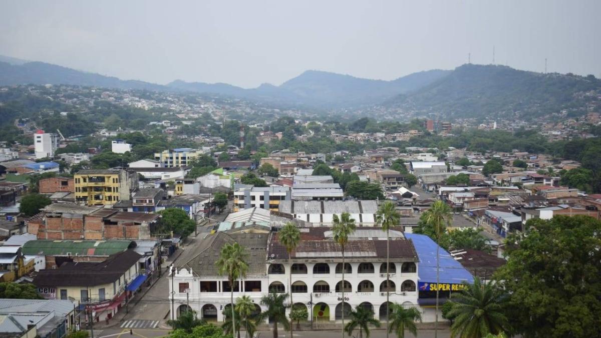 Esta es la principal hipótesis de las autoridades.

 – Desde dentro