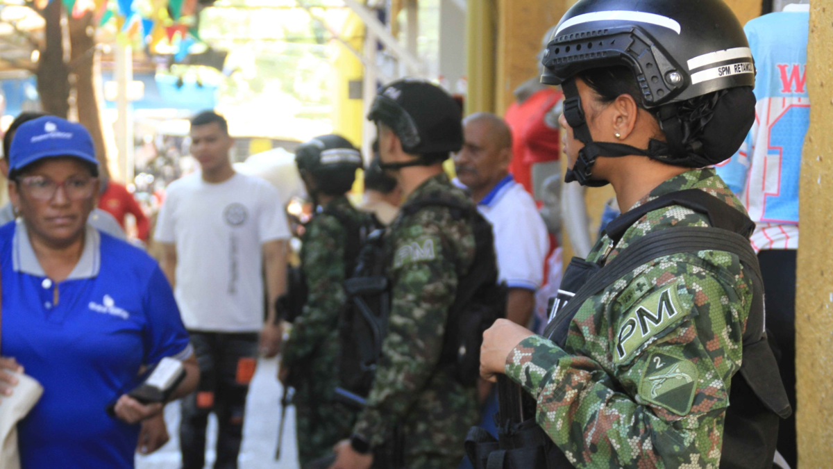 Te presentamos las normas de seguridad y horario de circulación durante el puente festivo.

 – Desde dentro