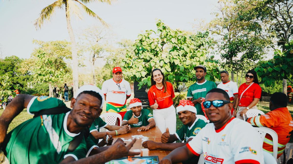 Fue un día de limpieza, regalos y cena.

 – Desde dentro