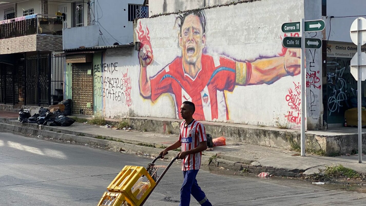 Así se vive la locura rojiblanca en las calles de la «Curramba» antes de la gran final del fútbol colombiano

 – Desde dentro