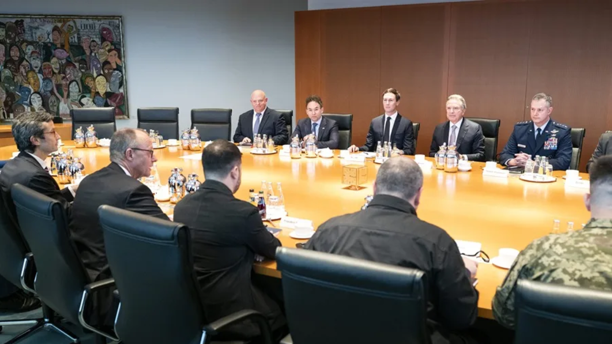 Volodymyr Zelensky se reunió con el enviado de Trump en Berlín para negociar el acuerdo de paz: «Estamos decididos a seguir adelante»

 – Desde dentro