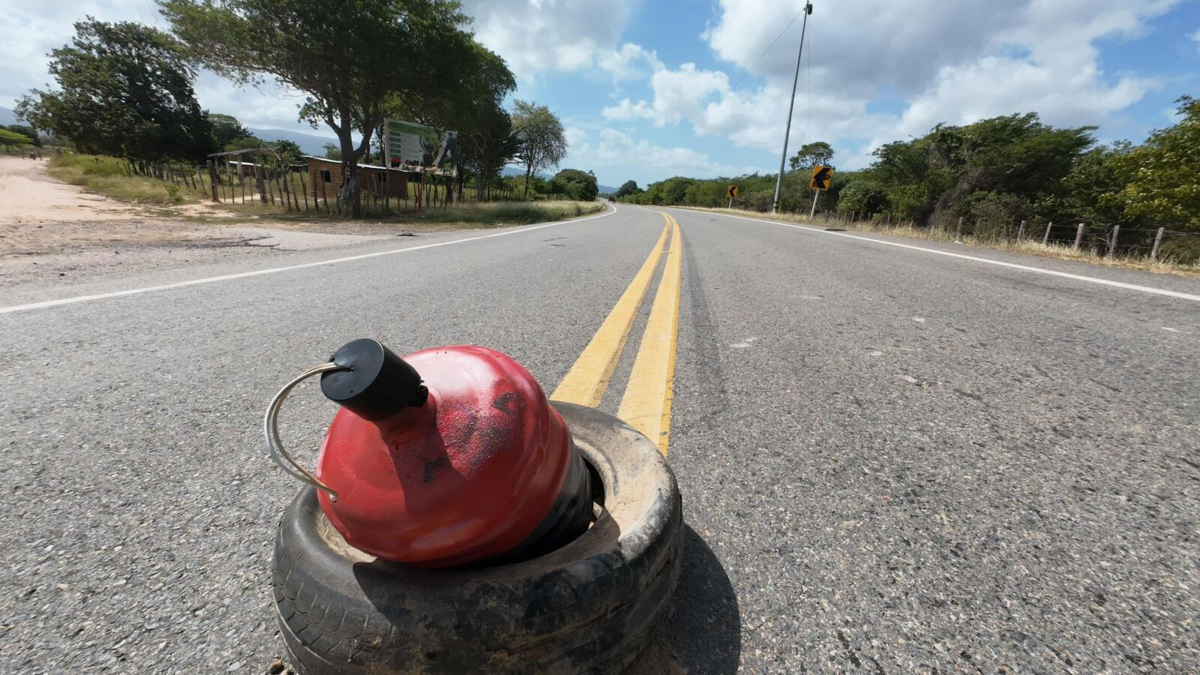 Atentados, dos atentados a vía ferroviaria de Cerrejón y símbolos de intimidación en menos de 24 horas

 – Desde dentro