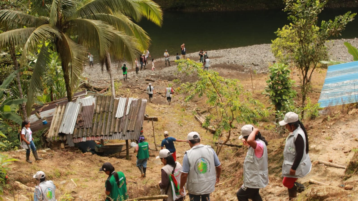 “Ella representaba el futuro y la esperanza”.

 – Desde dentro
