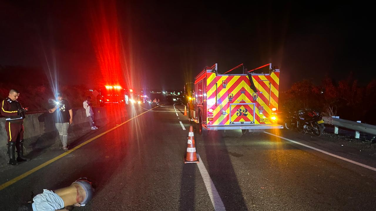 Grave accidente en Circunvalar de la Prosperidad: un joven murió y un vehículo quemado durante un presunto piquete ilegal

 – Desde dentro