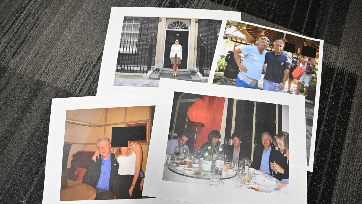 testimonios, fotografías, registros de vuelo y notas telefónicas

 – Desde dentro