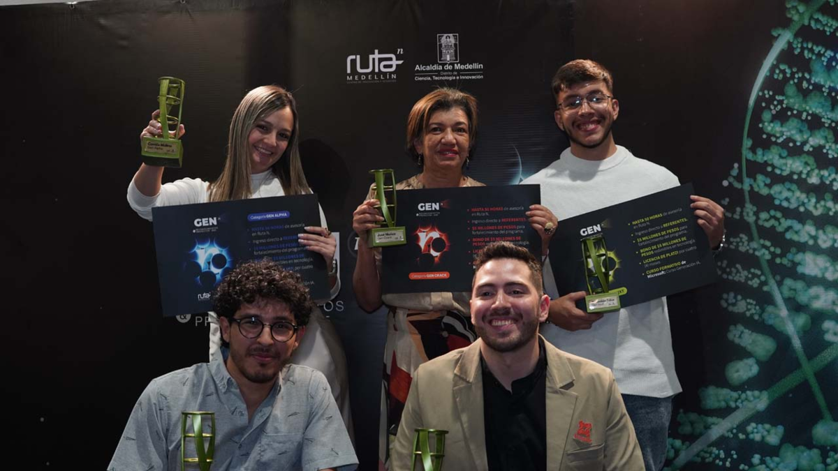 Gracias a talleres, algoritmos y drones medidores de aire, jóvenes de la Generación N no solo imaginan la Medellín del futuro: ya la están construyendo

 – Desde dentro