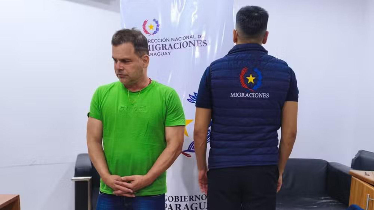 Capturan en Paraguay Silvinei Vasques, el aliado de Bolsonaro que se rompió el tobillo para escapar de 24 años de prisión por el complot golpista

 – Desde dentro
