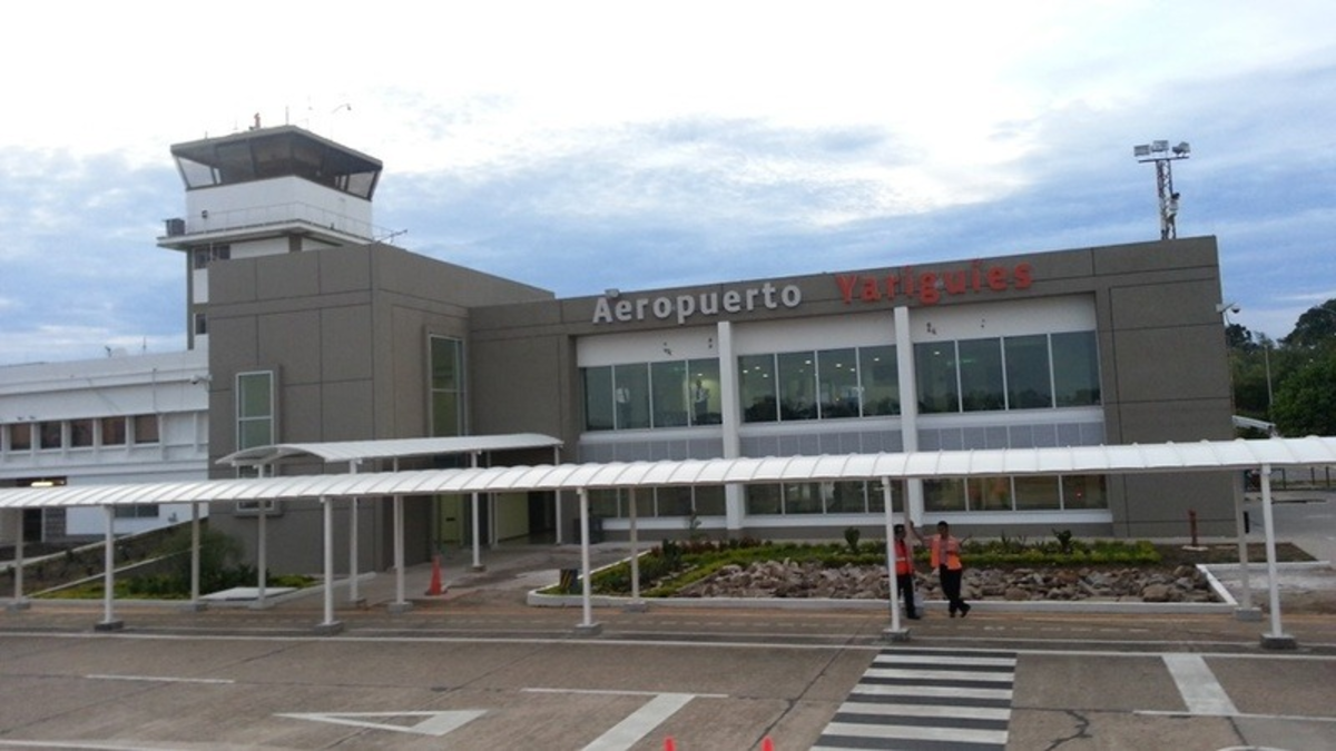 Accidente en aeropuerto de Barrancabermeja: avión no pudo aterrizar por presuntos camiones de bomberos pasando por pista: ‘se comportó como un cohete’

 – Desde dentro