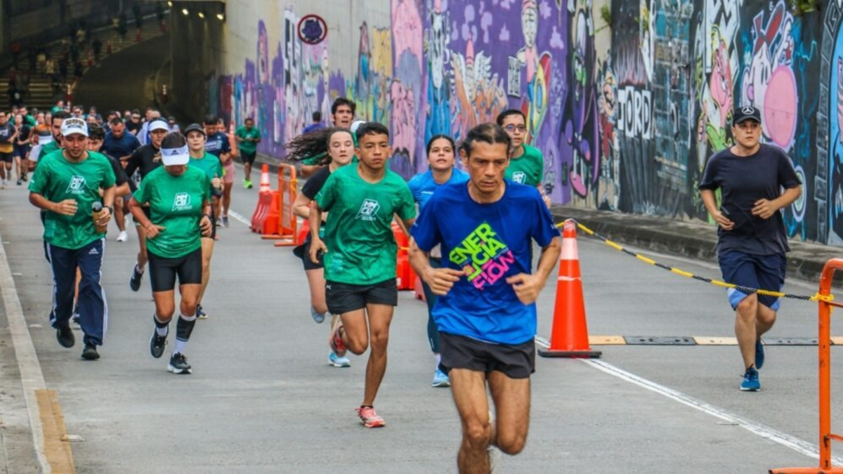 Aquí están los cierres de carreteras y rutas alternativas que puedes tomar

 – Desde dentro