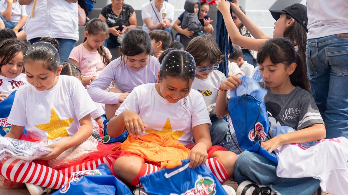Gracias a este proyecto se iluminaron varias casas

 – Desde dentro