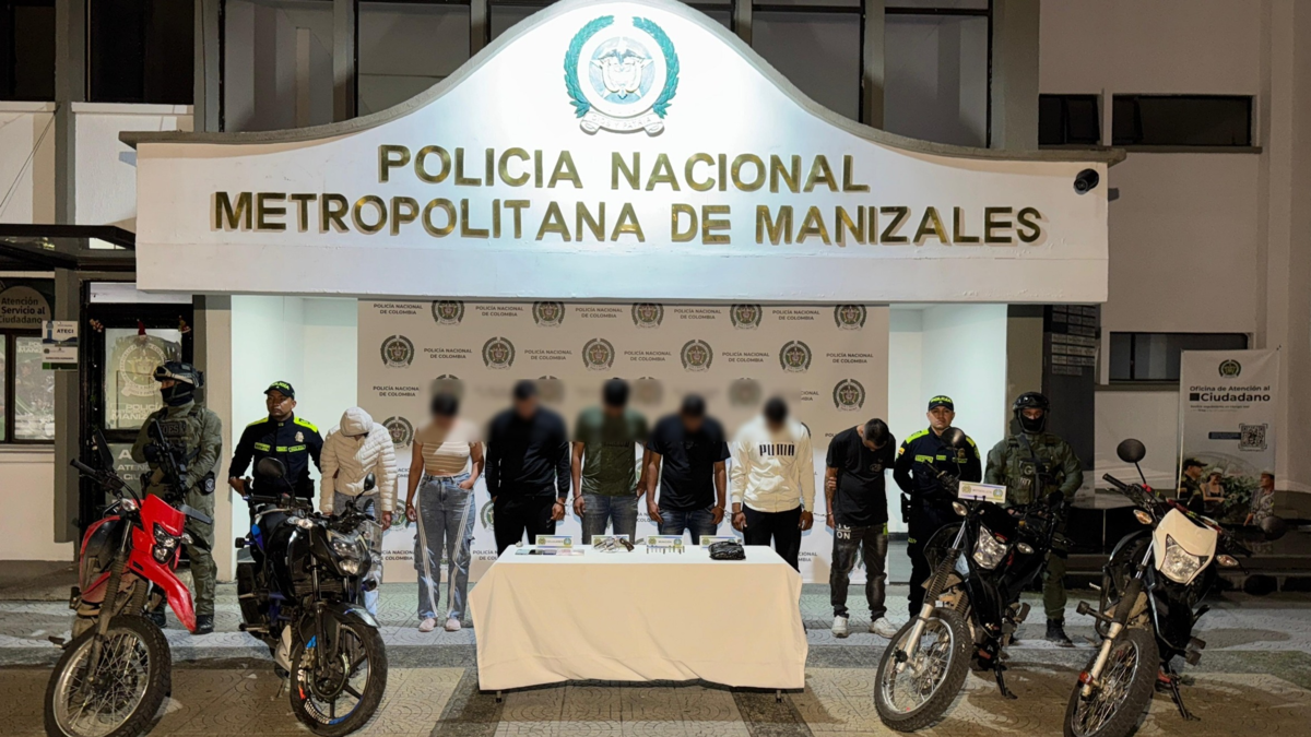 Tras un año de investigación, policías de Manizales capturaron nexos de narcotráfico del clan del Golfo

 – Desde dentro