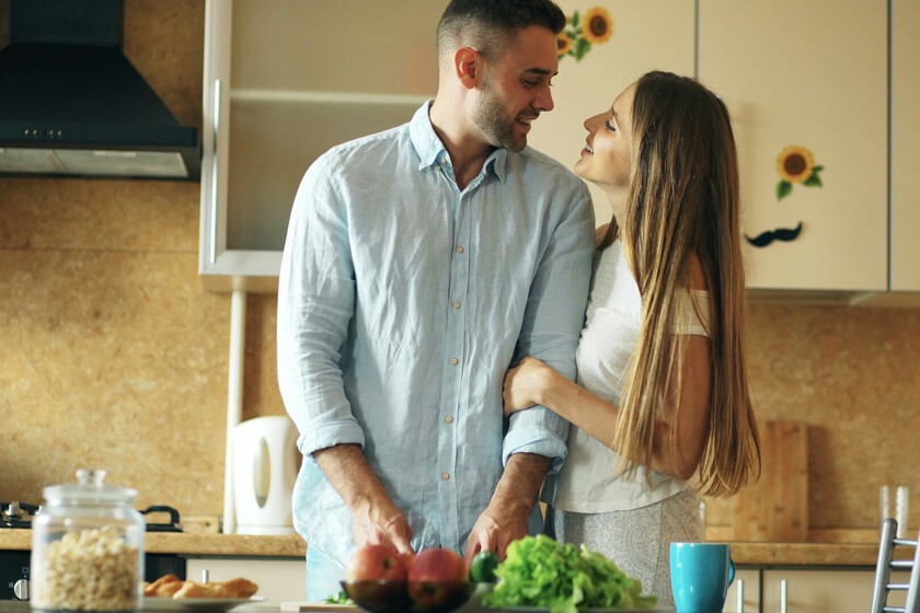 Un macroestudio advierte que el bienestar disminuye si no se ha tenido pareja a los 25 años

 – Desde dentro