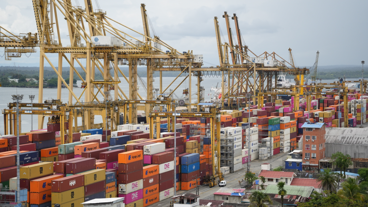 Las industrias de limpieza, farmacéutica y alimentaria son las más afectadas

 – Desde dentro