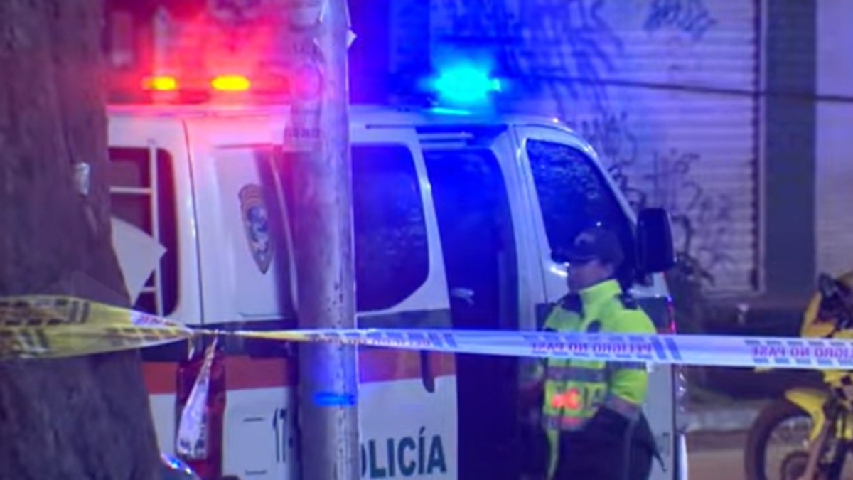 Murieron una madre y sus tres hijos, de 13, 10 y 6 años.

 – Desde dentro