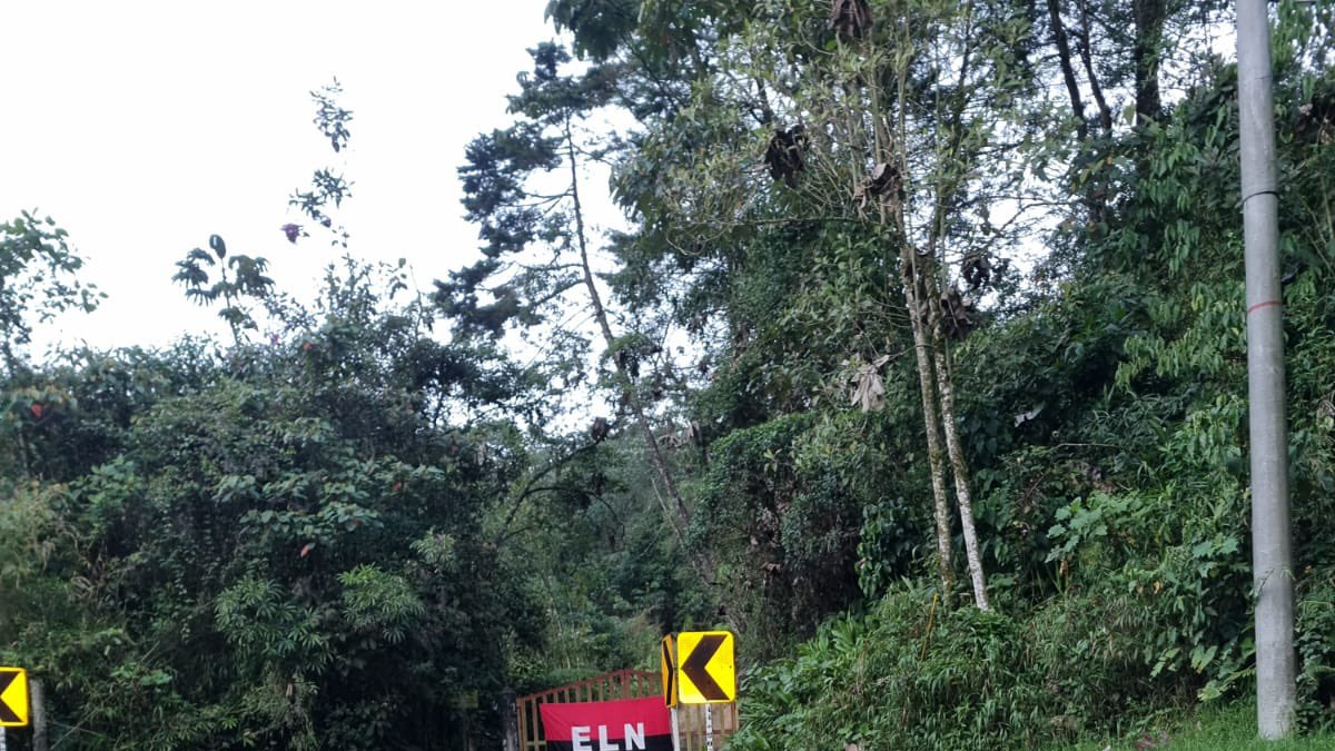 El ejército neutraliza ofensiva explosiva del ELN en Santa Rosa, sur de Bolívar

 – Desde dentro