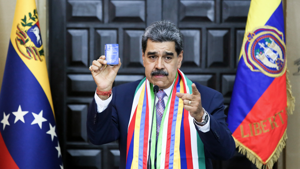 Nicolás Maduro celebra unión Venezuela-China en medio de tensiones con EE.UU. por despliegue militar en el Caribe: ‘Siempre victorioso’

 – Desde dentro