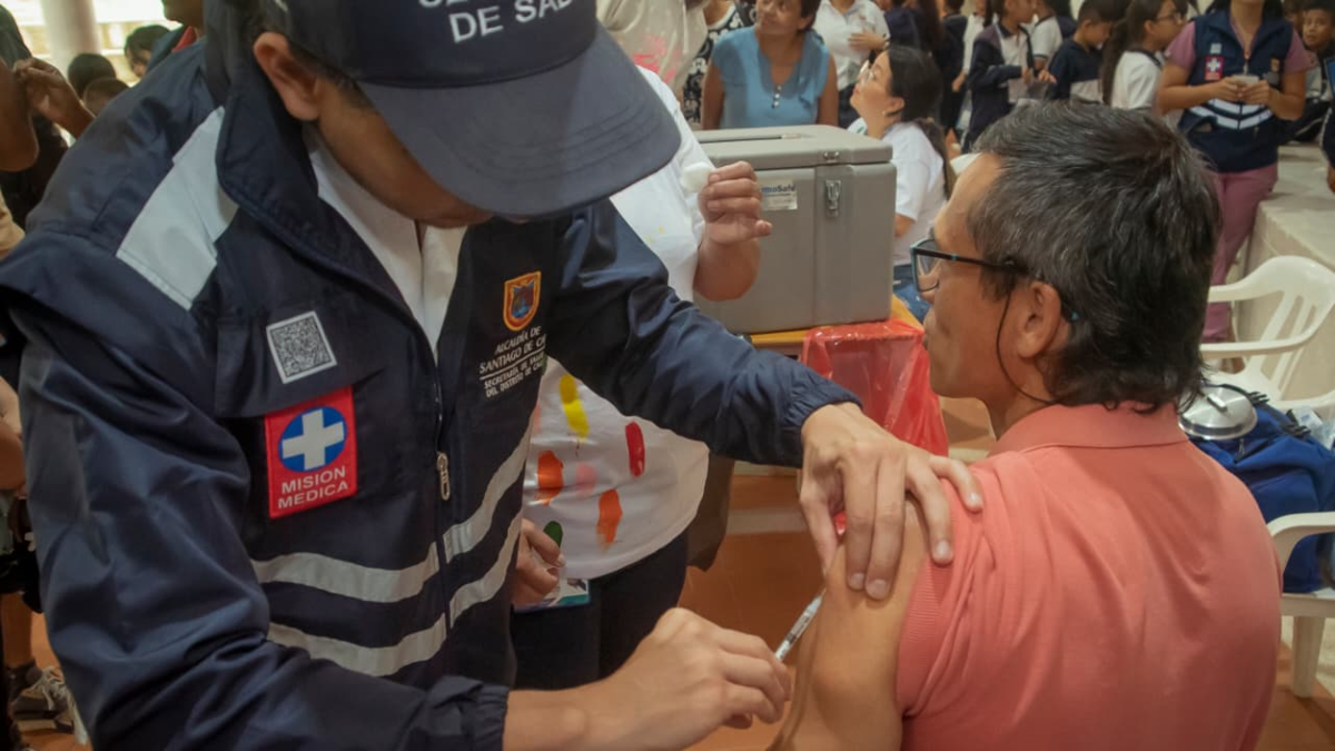 nuevo formato del Certificado Internacional de Vacunación

 – Desde dentro