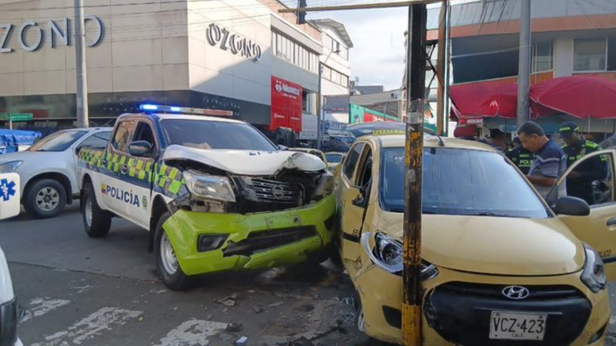 el caso está pendiente; ¿Hubo una invasión de la línea MIO?

 – Desde dentro