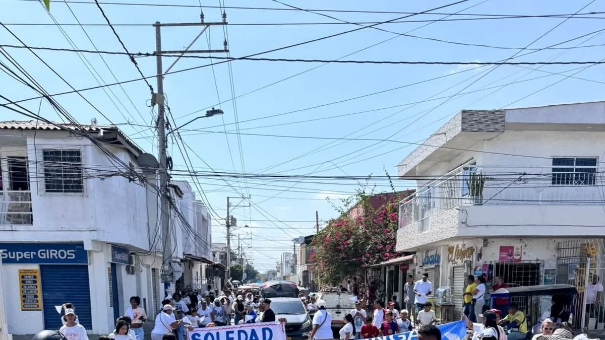 ¿De qué trató la “marcha por la paz” en Soledad (Atlántico)? Estos fueron los pedidos ciudadanos que respaldan el traslado de dirigentes

 – Desde dentro