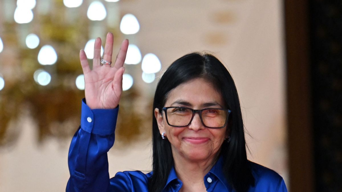 «Mano en el corazón»

 – Desde dentro