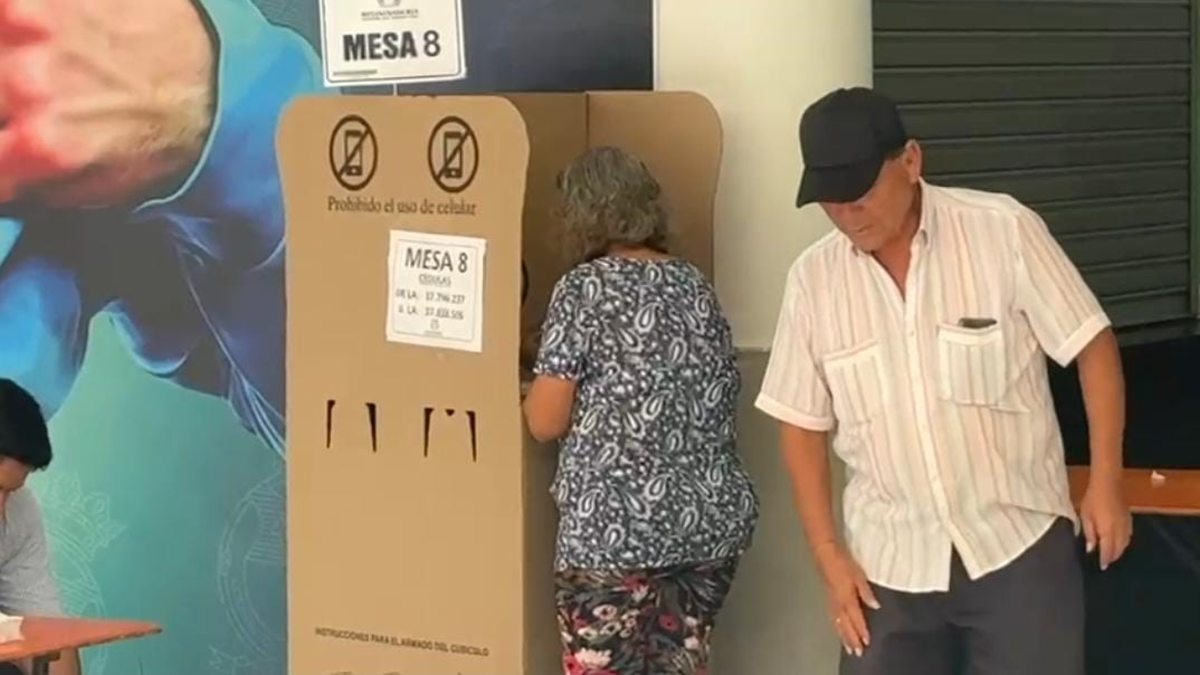 El Registro Civil instaló 39 mesas de votación

 – Desde dentro