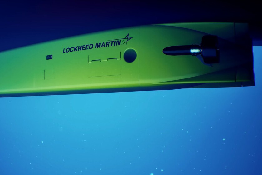Lockheed ha desarrollado un dron submarino que se adhiere a los barcos como una lamprea. Y cuando se suelta, dispara torpedos.

 – Desde dentro