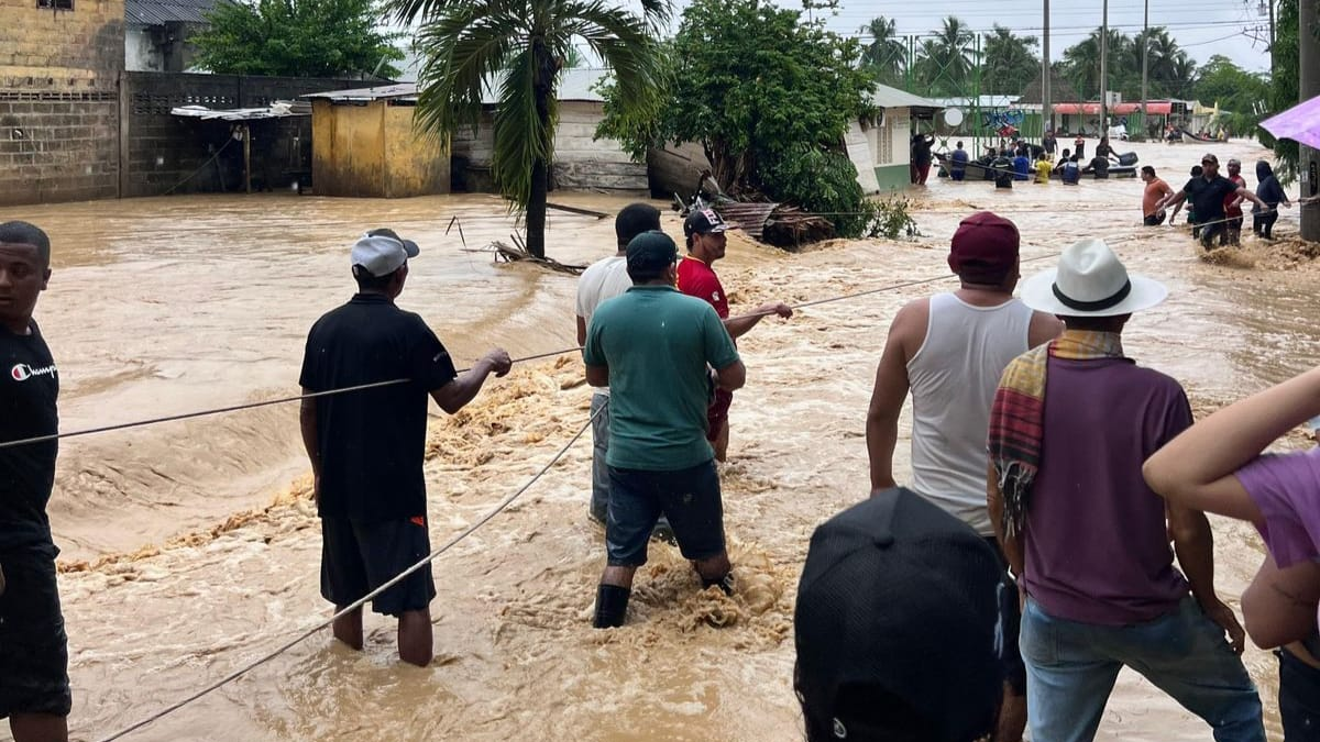 Casi 15.000 permanecen aislados. estudiantes en el campo

 – Desde dentro