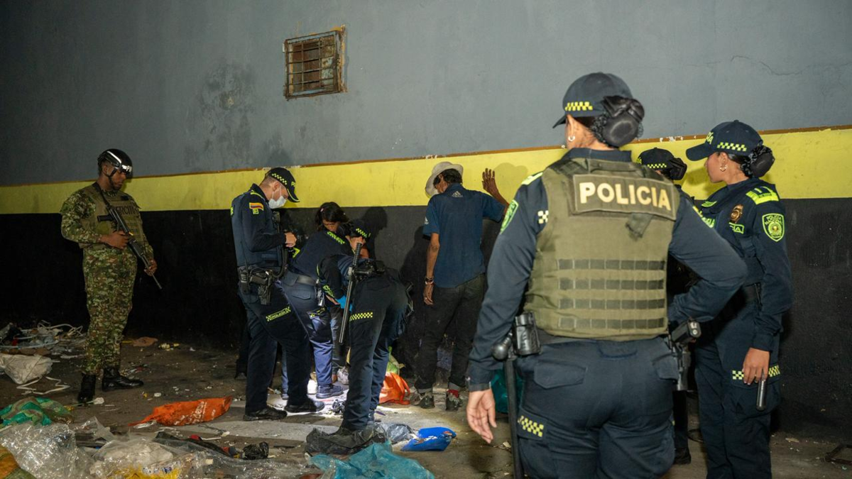 ¿Qué hay detrás del ataque de un sicario en el barrio Sucre, en el centro de Cali, donde fue asesinado un menor de 17 años?

 – Desde dentro