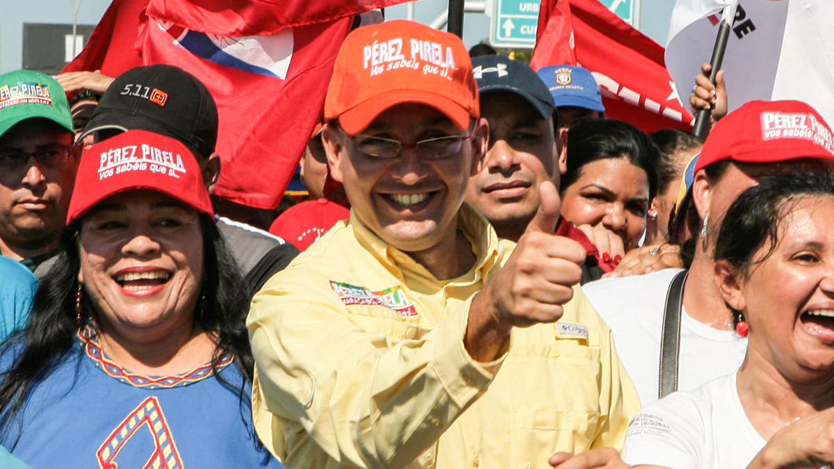 ¿Quién es Miguel Ángel Pérez Pirela, el polémico filósofo venezolano que está tomando el control de los medios y el turismo en el gobierno de Delcy Rodríguez?

 – Desde dentro