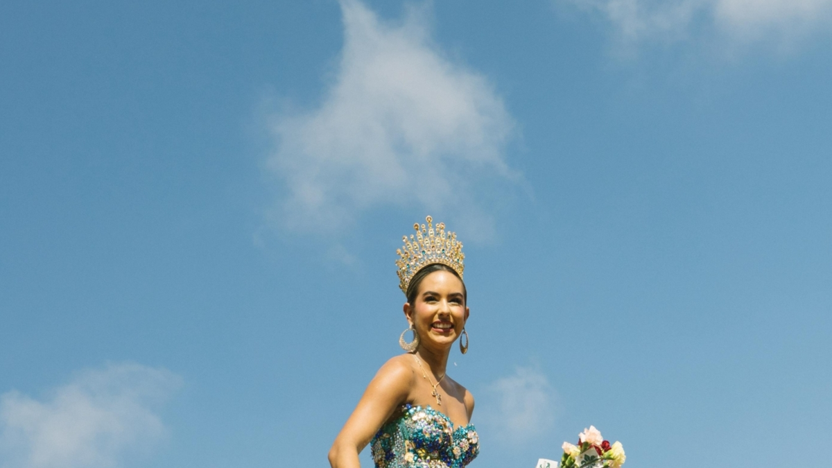 Batalla de las Flores del Recuerdo “Sonia Osorio” inauguró Carnaval 44: Curba rindió homenaje a Gabriel García Márquez

 – Desde dentro