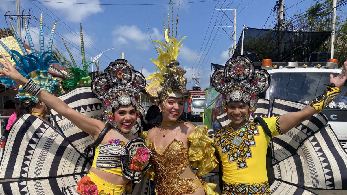 ¡Ya quedó atrás el tercer día del Carnaval de Barranquilla 2026! Estas son las primeras fotos del Gran Desfile de Comparsas y Fantasía

 – Desde dentro