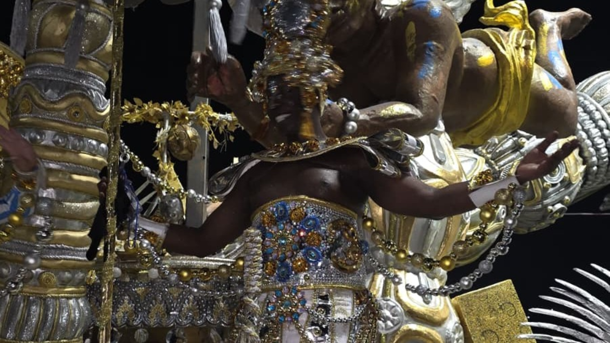 El talento de Delirio del Valle del Cauca para el mundo

 – Desde dentro