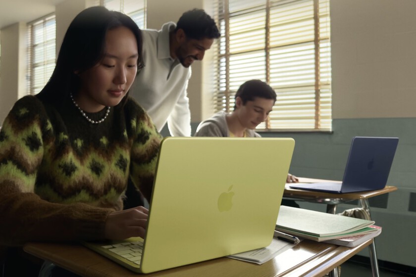 Fue Apple quien puso el chip del iPhone en una computadora para que sepamos que el iPhone es tan poderoso como una computadora.

 – Desde dentro