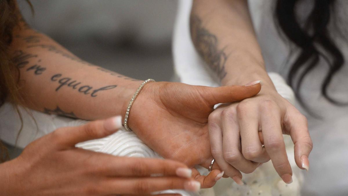 Sancionan a juez que rechazó el matrimonio igualitario en Cartagena

 – Desde dentro