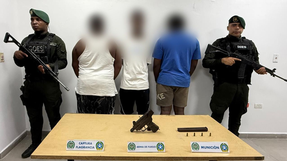 La caída de presuntos integrantes de «Shottas» y «Los Chiquillos».

 – Desde dentro