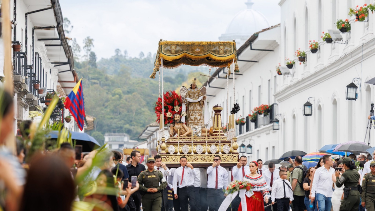 prepara un programa que combina tradición, cultura, deporte y turismo

 – Desde dentro