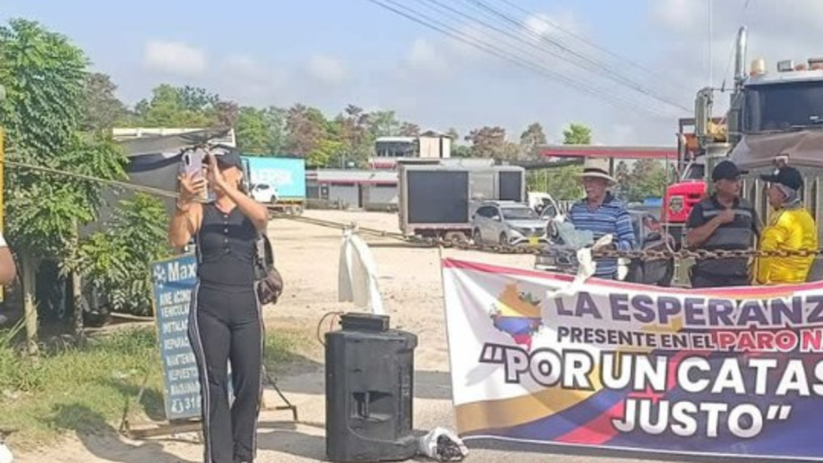 Las protestas por la valoración catastral están provocando caos en varias regiones

 – Desde dentro