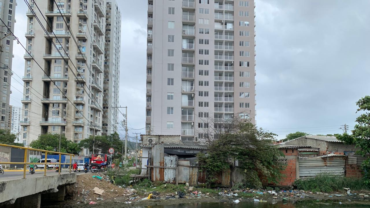 El impactante plan de Cardique para proteger los embalses de agua de Cartagena del llenado ilegal

 – Desde dentro