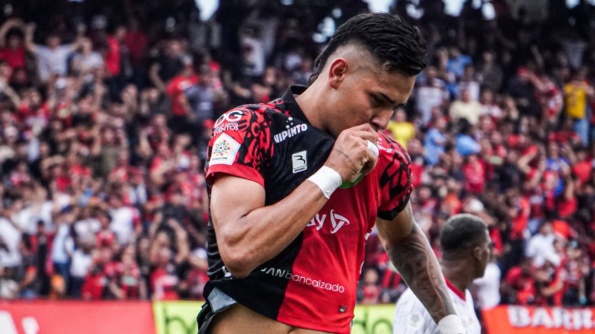 Cúcuta dificulta el camino al América de Cali

 – Desde dentro